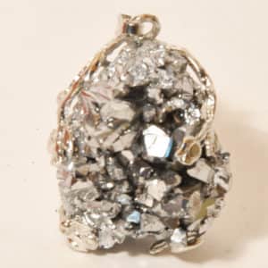 галенит в кулоне