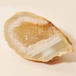 Агатовая жеода