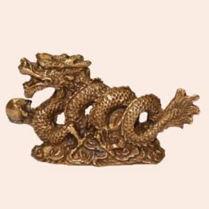 Фигурка дракона