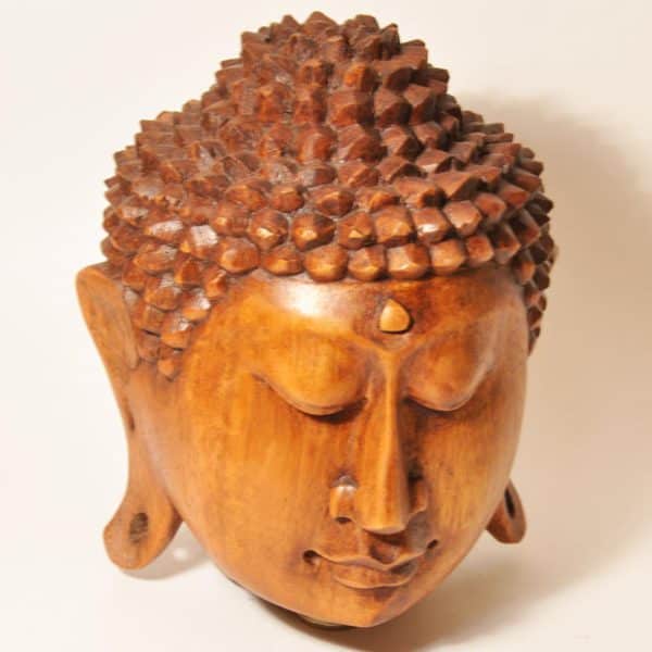 Голова Будды