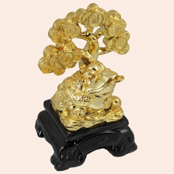 Трёхлапая жаба с денежным деревом