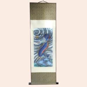 Панно из ткани с драконом