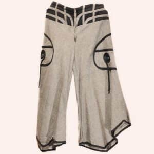 Серые брюки клеш