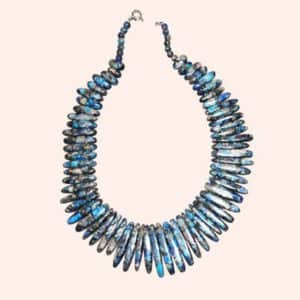 Бусы и браслеты