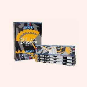 Благовония SATYA Black Blossom Чёрный Цветок 20г Благовония SATYA Black Blossom Чёрный Цветок 20г