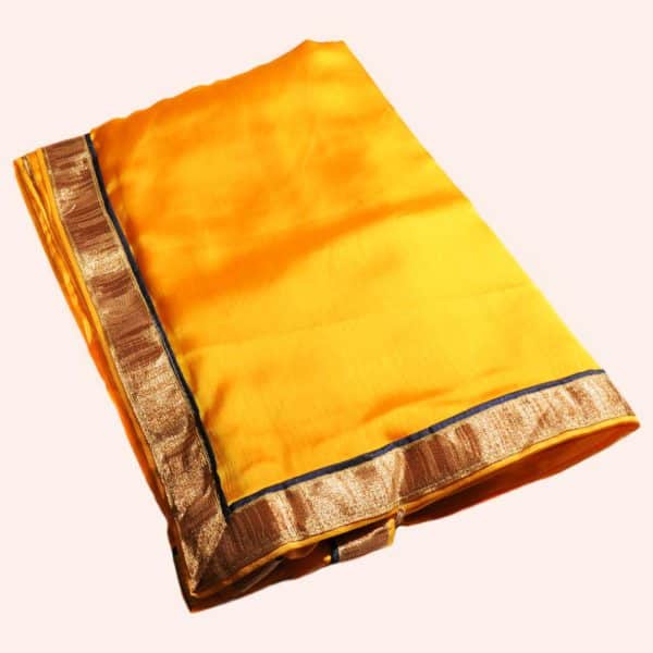 Желтое сари