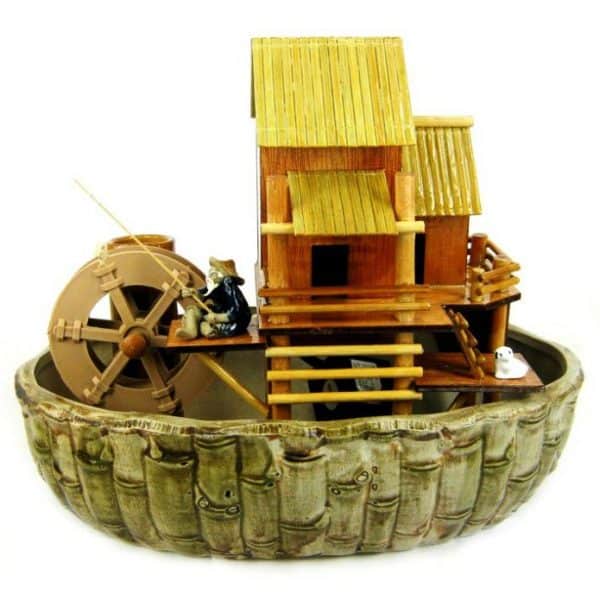 Фонтан - рыбак на мельнице