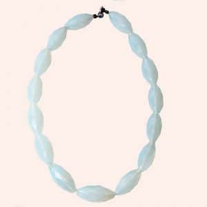 Бусы из лунного камня