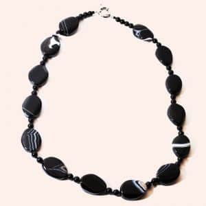 Бусы из черного агата Бусы из черного агата