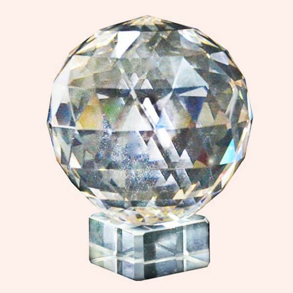 Кристалл Фен Шуй 15 см на подставке