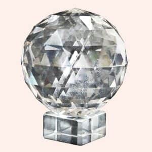 Кристалл Фен Шуй 20 см на подставке Кристалл Фен Шуй 20 см на подставке