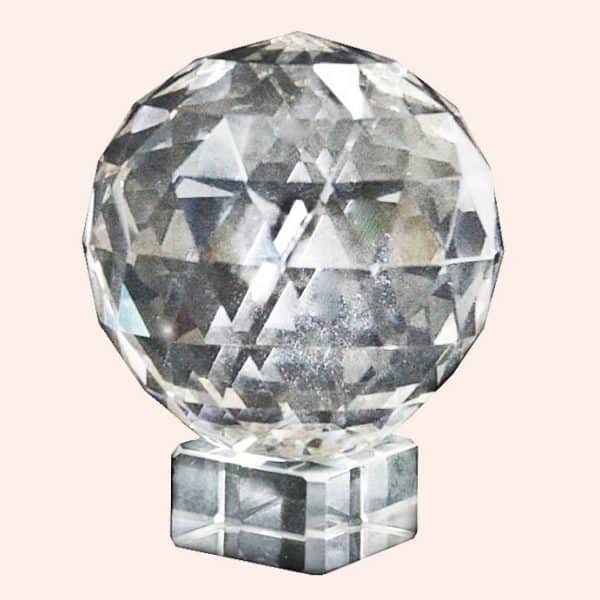 Кристалл Фен Шуй 20 см на подставке