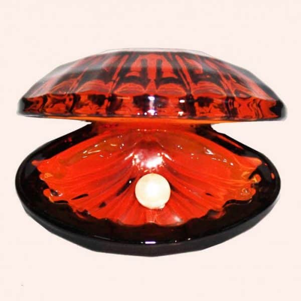 Ракушка с жемчужиной 8 см красная