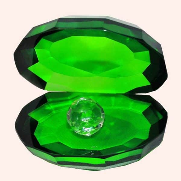 Ракушка с жемчужиной 8.3 см зеленая