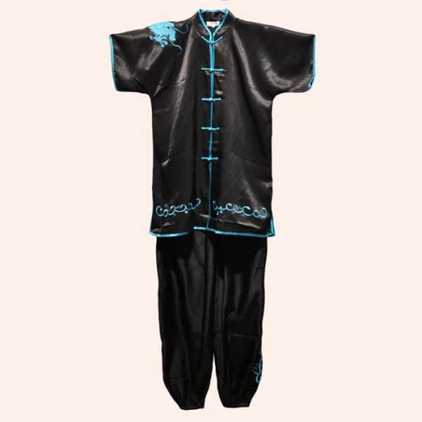 Чёрный костюм ифу