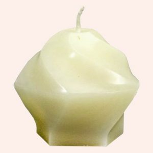 Свеча лунная Селена Свеча лунная Селена