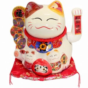 Кот удачи фарфоровый