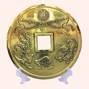 Китайская монета большая 13 см с подставкой