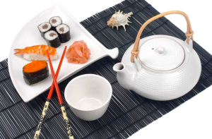 Наборы для суши, наборы для саке, наборы для чаепития