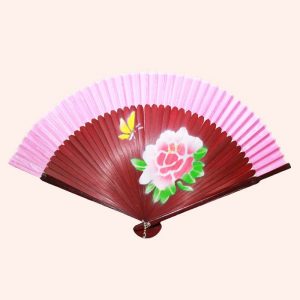 Веер из гофрированной бумаги