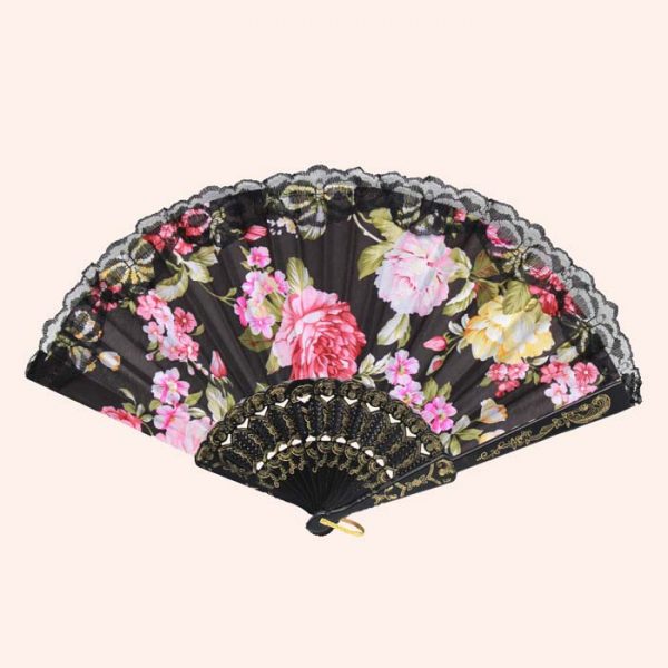 Черный веер