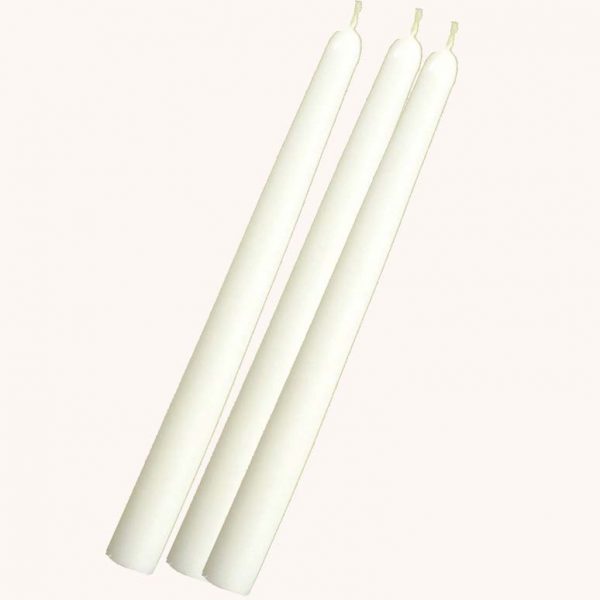 Белая свеча