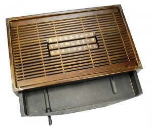 Столик для чайной церемонии