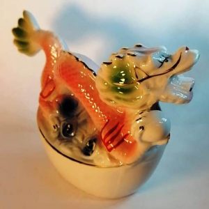 Фигурка дракона фарфоровая Фигурка дракона фарфоровая