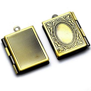 Кулон - шкатулка книга Кулон - шкатулка книга