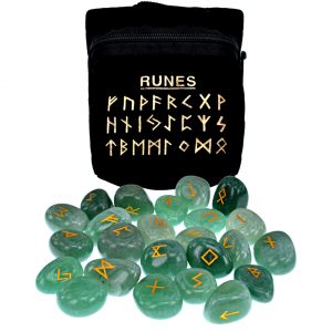 Руны из камня