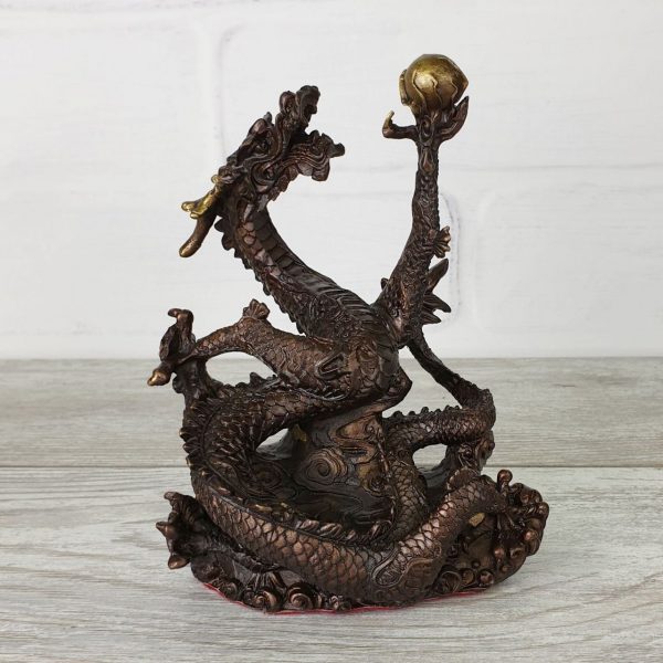 Дракон из бронзы