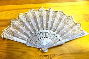 Китайский веер для танца белый