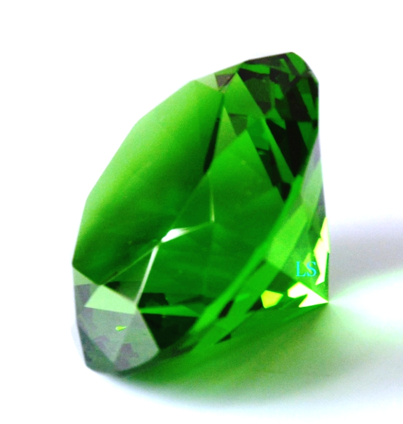 Хрустальный кристалл зеленый - интернет магазин фен шуй, эзотерическиймагазин