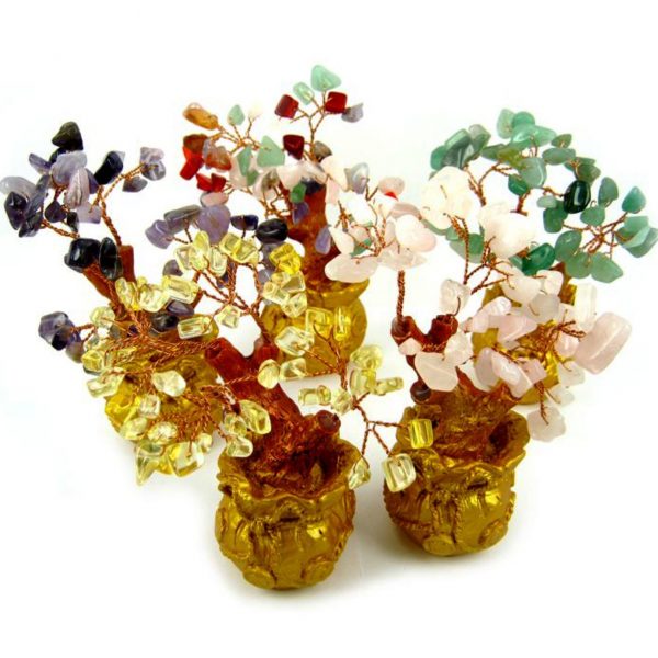 Дерево из камней