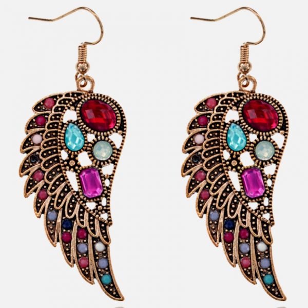 Оригинальные серьги в виде крыльев