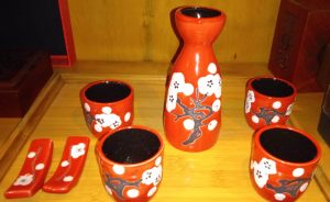 Набор для саке красного цвета Набор для саке