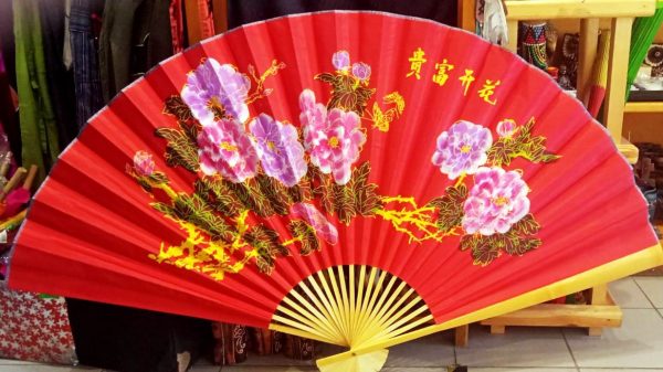 Веер настенный